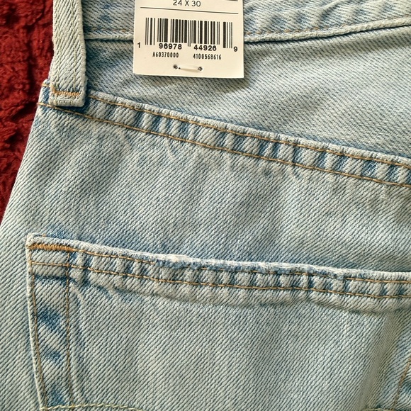 NWT Levi’s Patchwork Denim Jeans - Picture 9 of 10